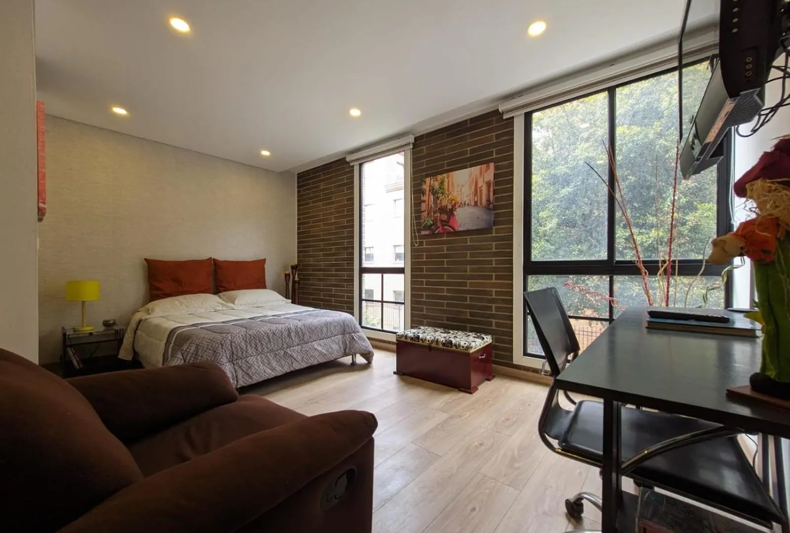 Estudio Candelaria El Carmel contacts